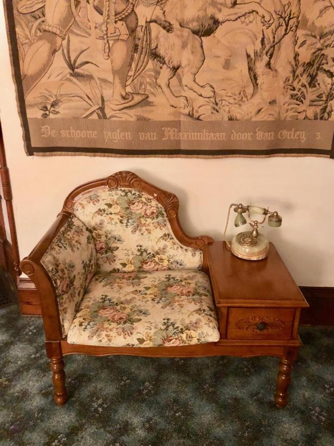 The Hancock House Bed & Breakfast Inn 더뷰크 외부 사진